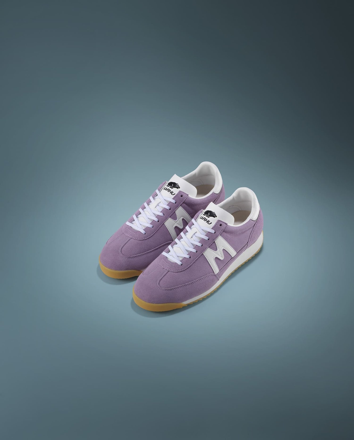 Karhu-Mestari-Orchid-Petal-Bright-White-F805076-featured_03