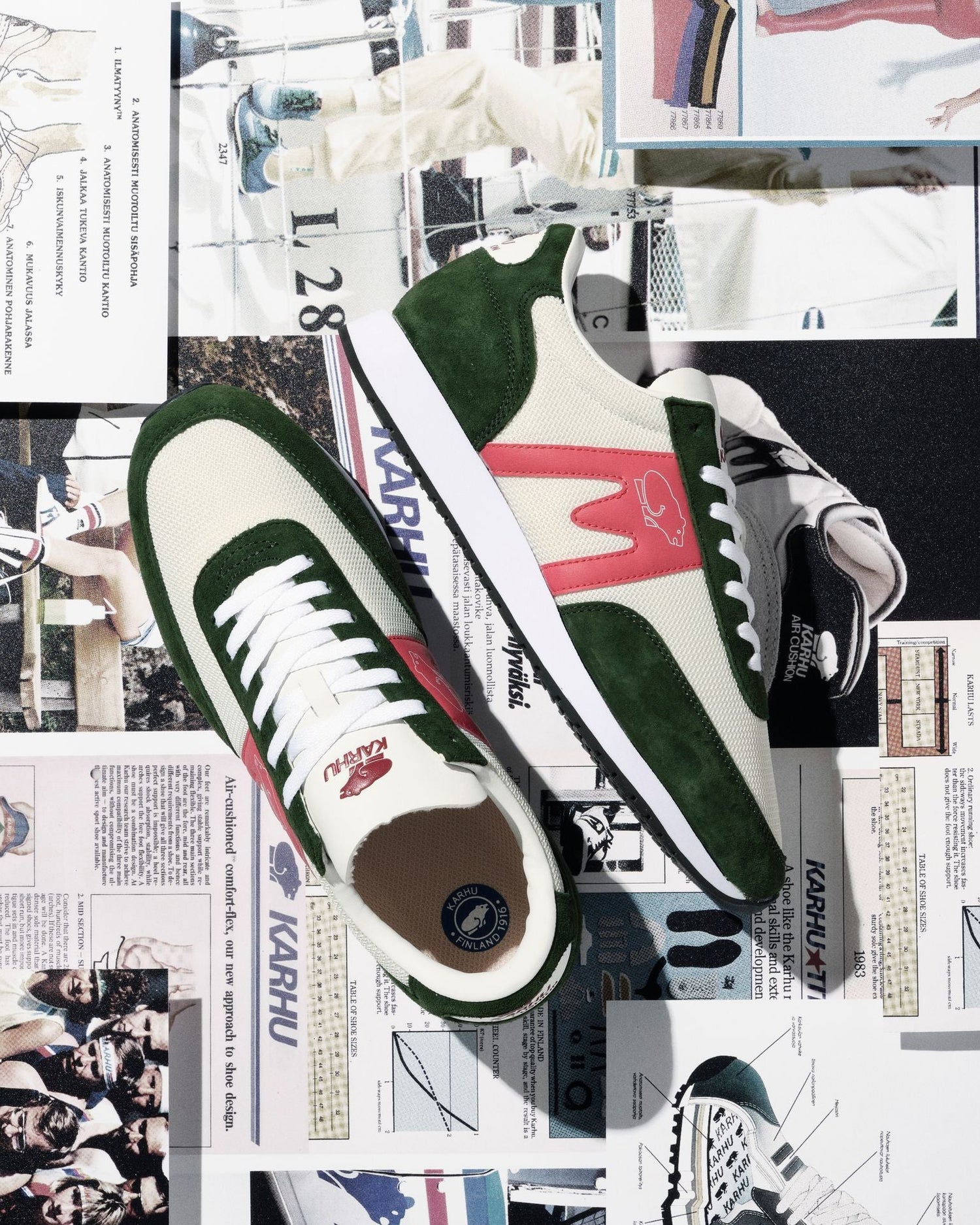 ALBATROSS 82 - KOMBU GREEN / MINERAL RED - Karhu Nederland