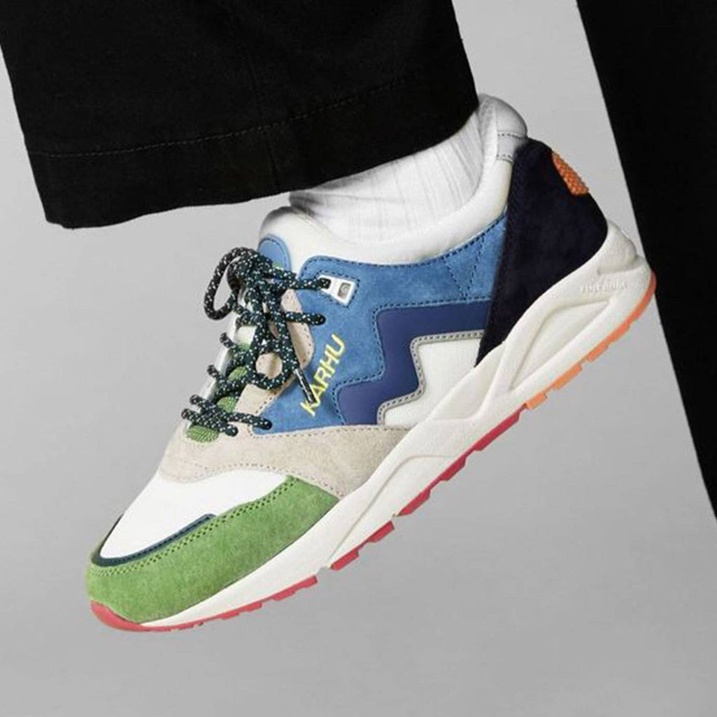 ARIA 95 "FLOW STATE" PACK 2 - PIQUANT GREEN / TRUE NAVY - Karhu Nederland