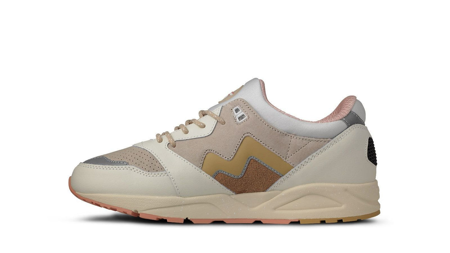 ARIA 95 - LILLY WHITE/CURRY - Karhu Nederland