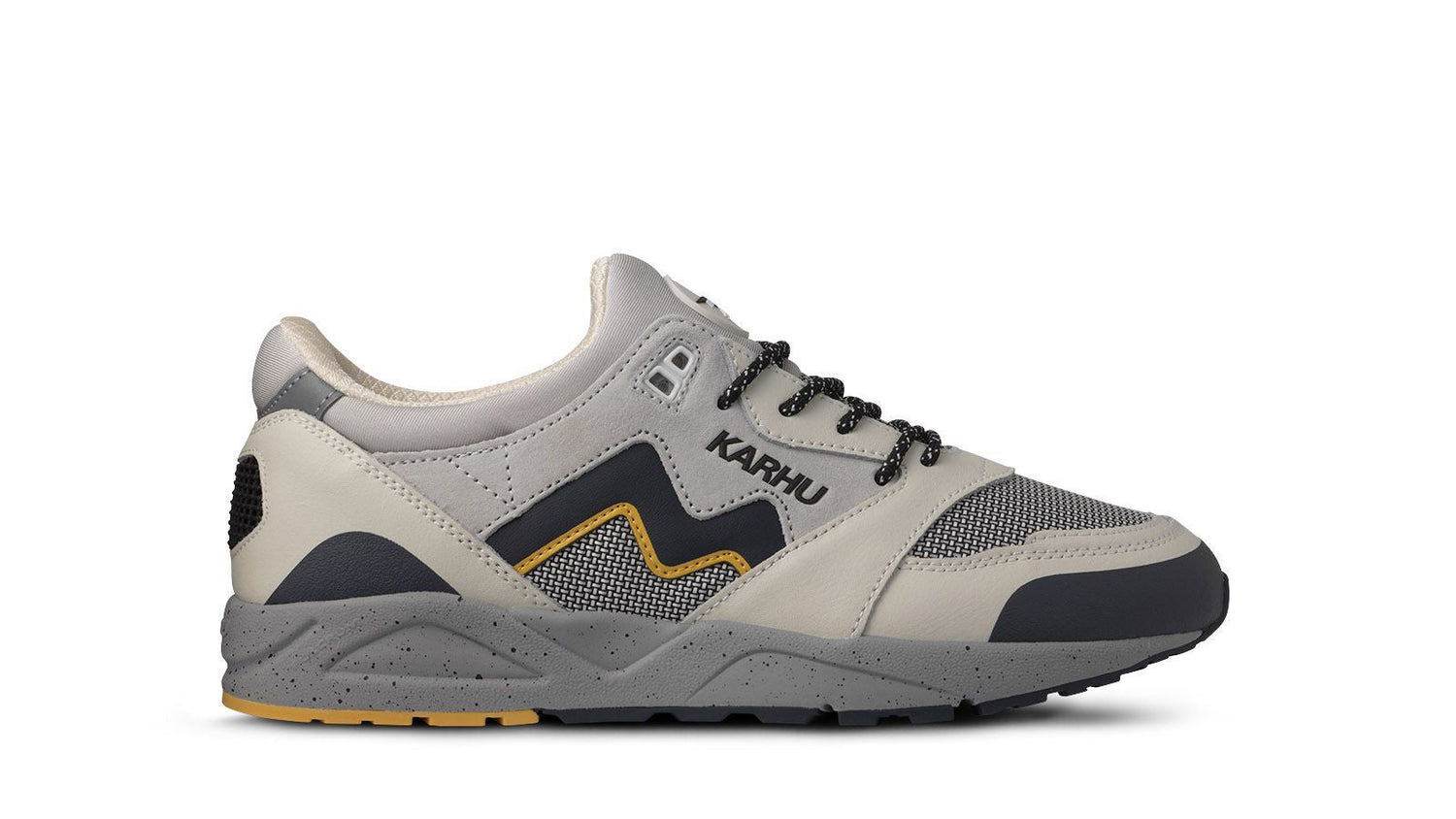 ARIA 95 - LILY WHITE / INDIA INK - Karhu Nederland