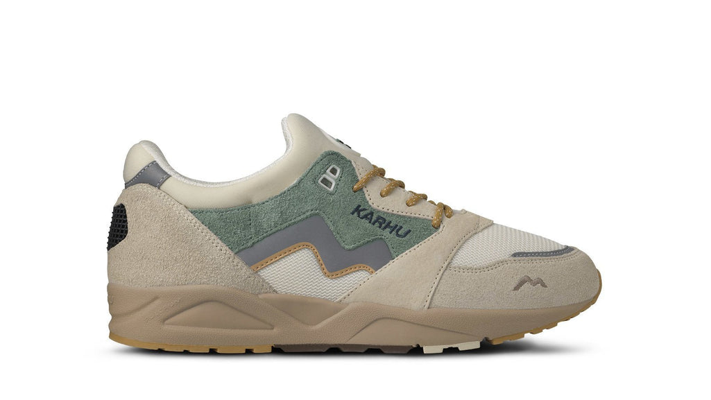 ARIA 95 "MÖLKKY" PACK - TURTLEDOVE / ICEBERG GREEN - Karhu Nederland