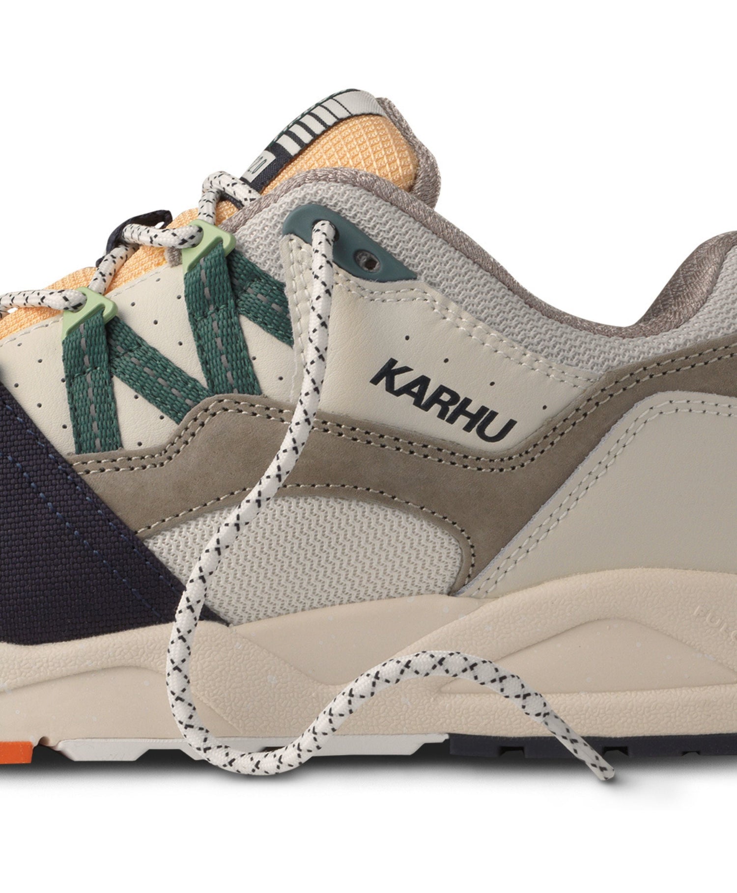 FUSION 2.0 - LILY WHITE / FOLIAGE GREEN - Karhu Nederland