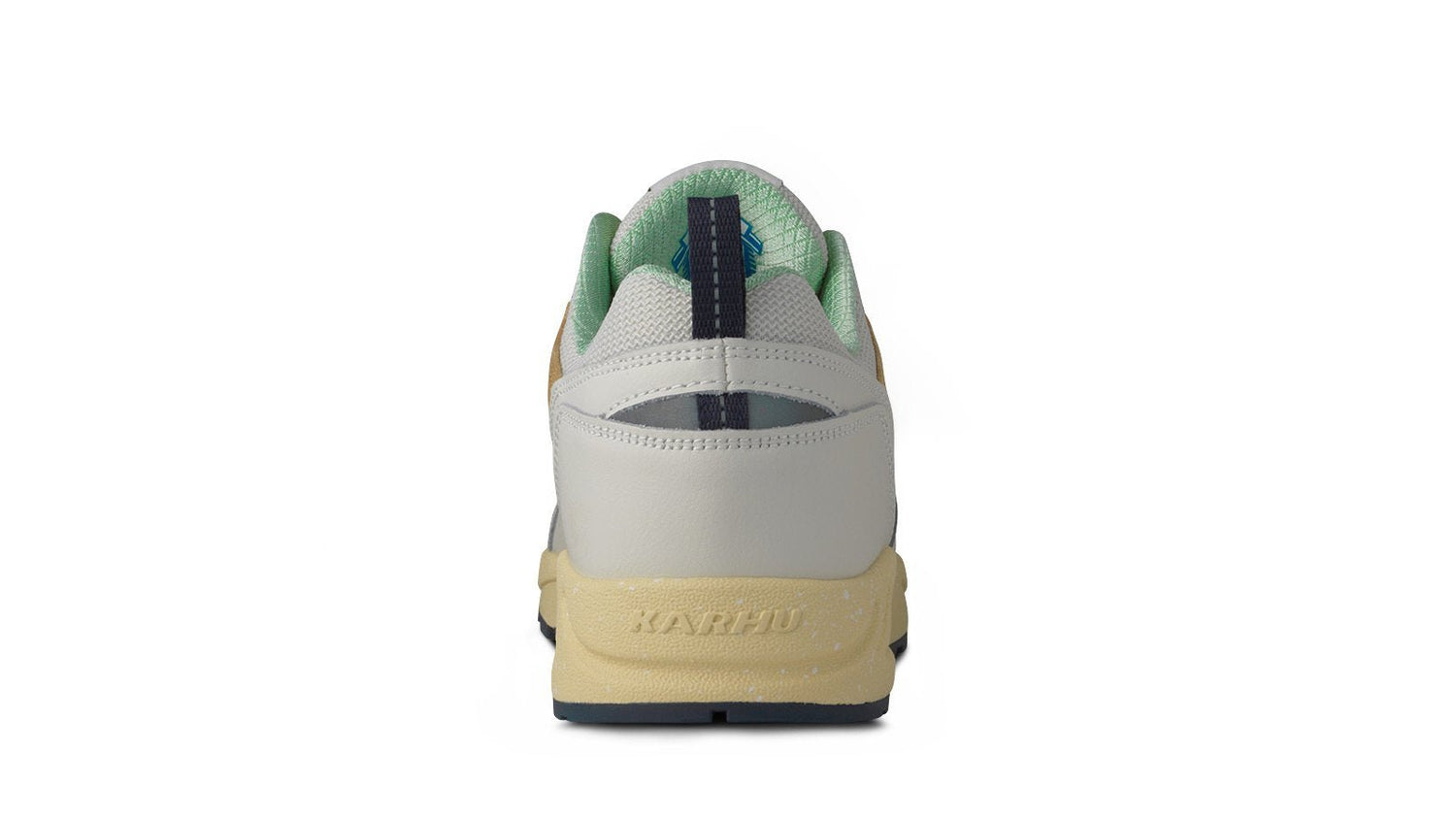 FUSION 2.0 - LILY WHITE / NUGGET - Karhu Nederland