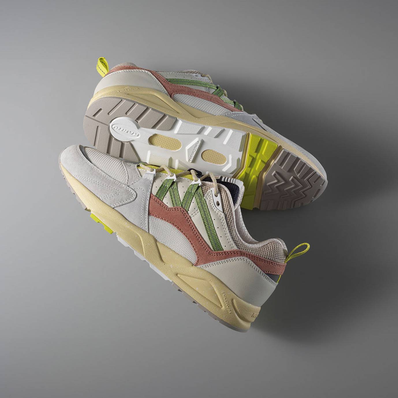 FUSION 2.0 - LILY WHITE / PIQUANT GREEN - Karhu Nederland