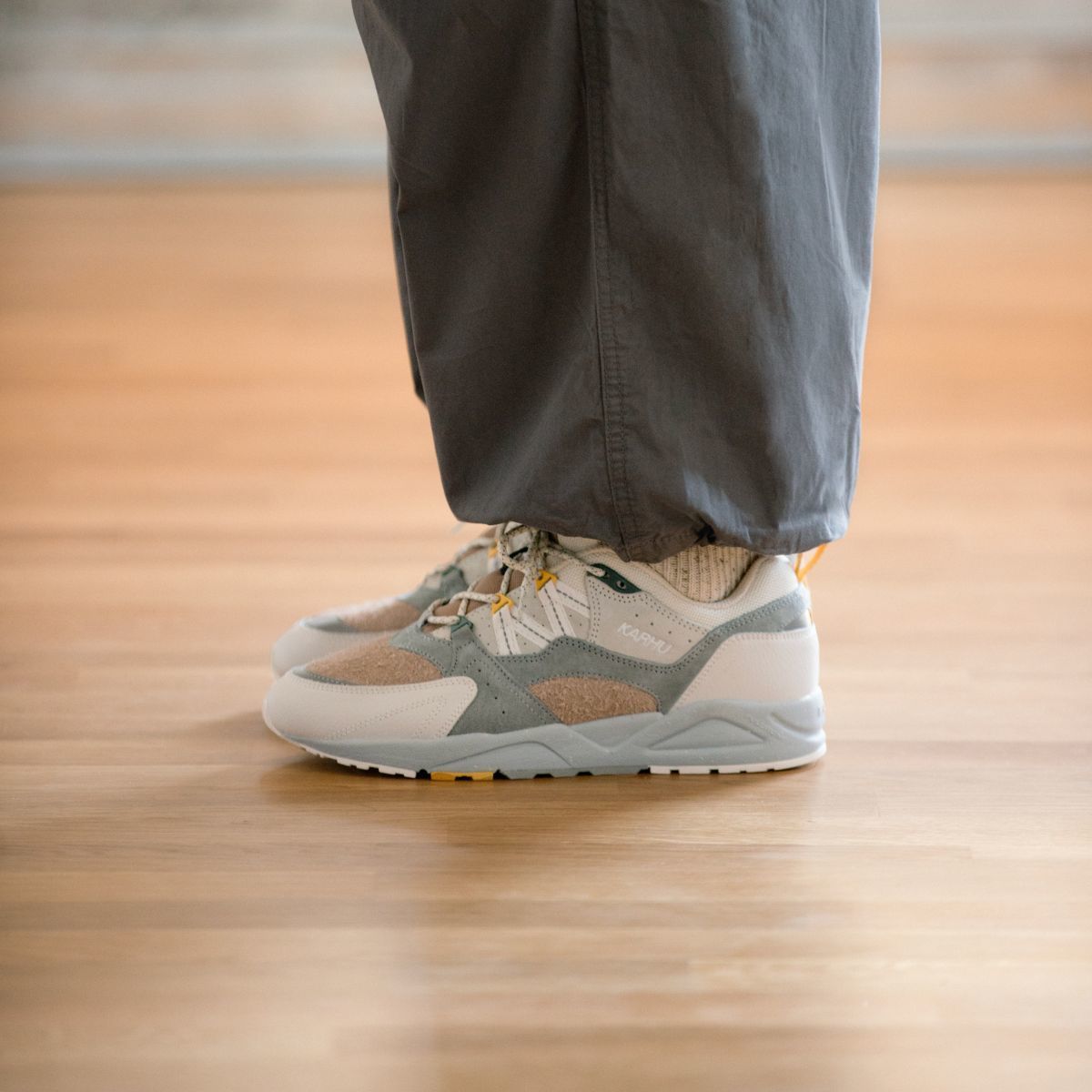 FUSION 2.0 - LIMESTONE / BRIGHT WHITE - Karhu Nederland