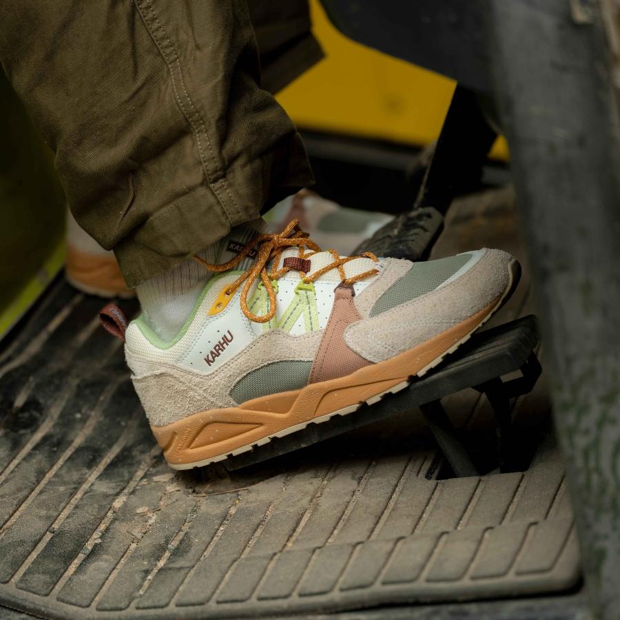 FUSION 2.0 "MÖLKKY" PACK - TURTLEDOVE / SHADOW LIME - Karhu Nederland