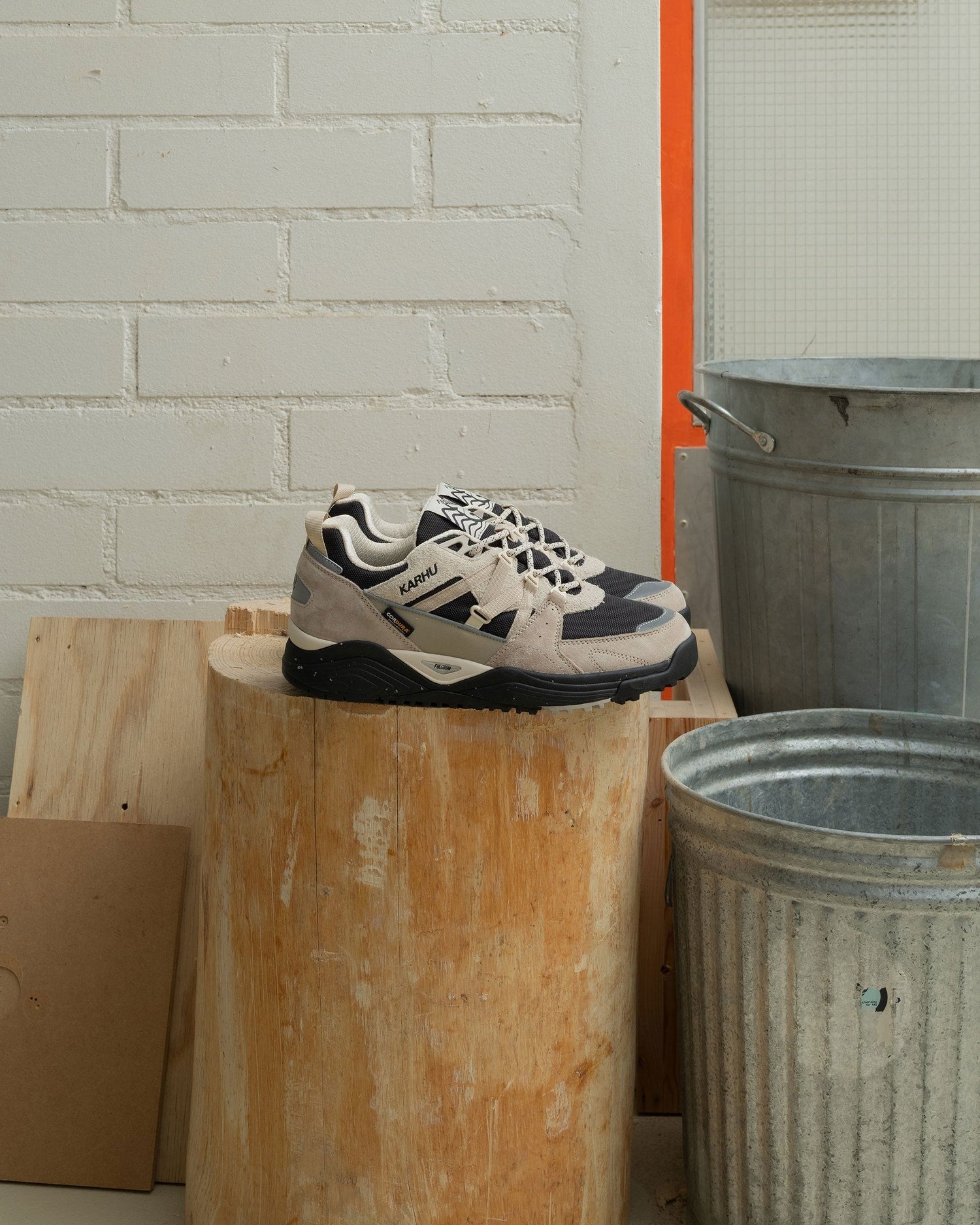 FUSION XC WP CORDURA® - SILVER LINING / SILVER LINING - Karhu Nederland
