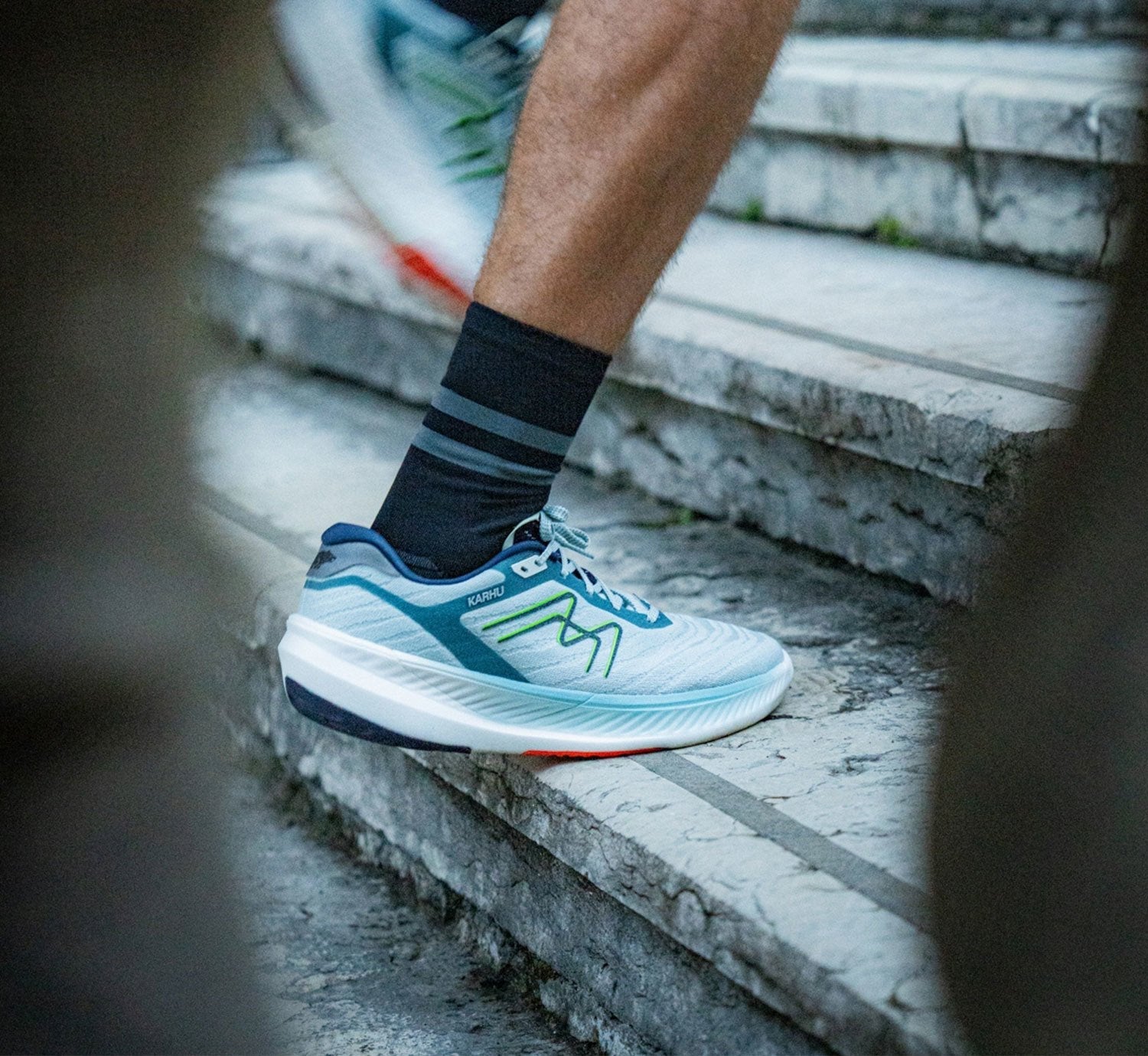 HEREN FUSION 4.0 HIVO - SKY GRAY / GREEN FLASH - Karhu Nederland