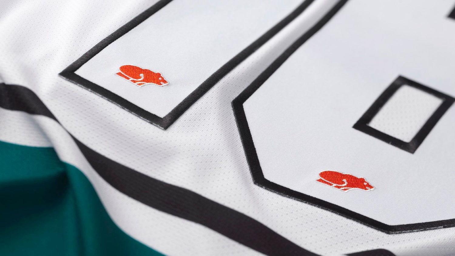 KARHU X TACKLA HOCKEY JERSEY - WHITE/ATLANTIC DEEP - Karhu Nederland