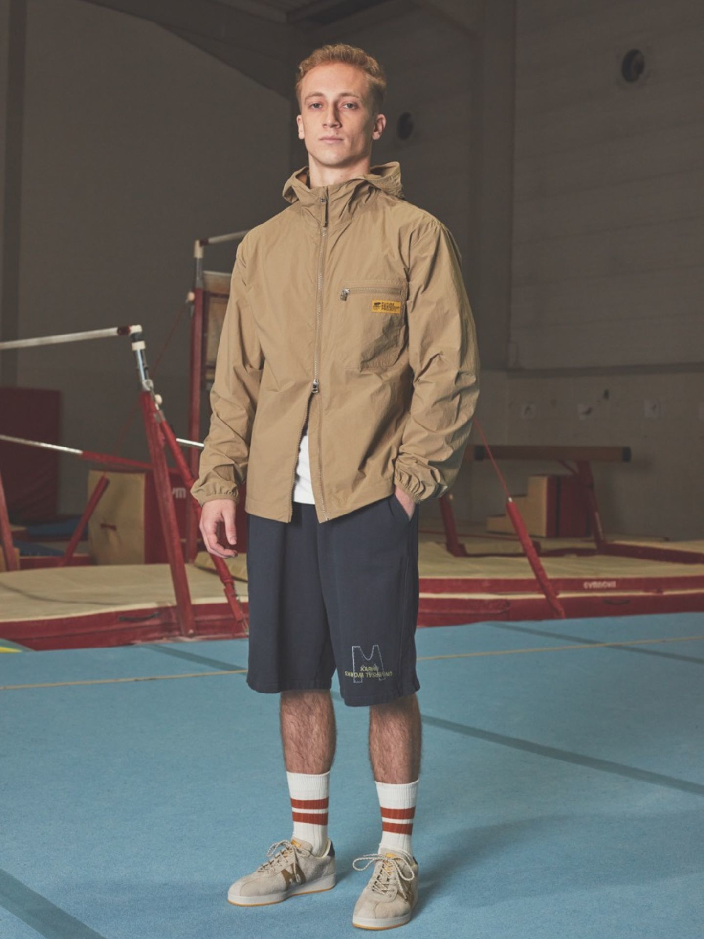 KARHU X UNIVERSAL WORKS RUNNING JACKET - KHAKI - Karhu Nederland