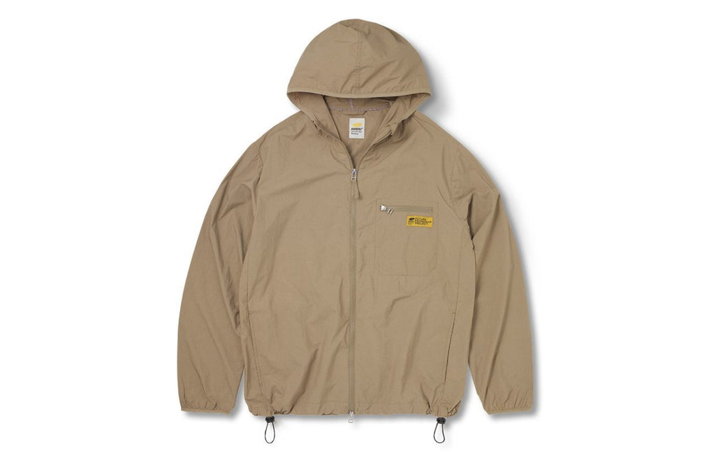 KARHU X UNIVERSAL WORKS RUNNING JACKET - KHAKI - Karhu Nederland