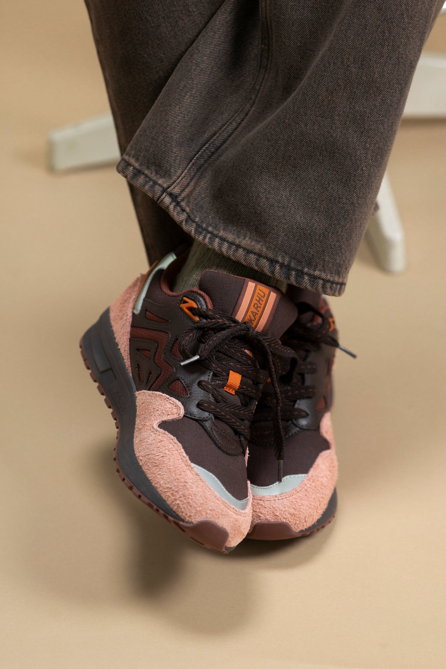 LEGACY 96 - CORK / CAPPUCCINO - Karhu Nederland