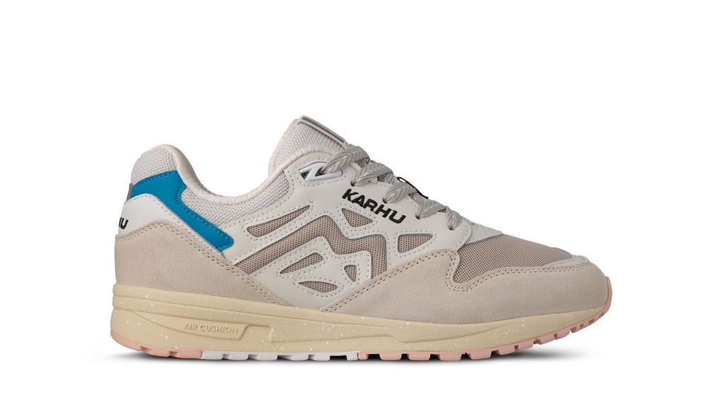 LEGACY 96 "FLOW STATE" PACK - WHITECAP GRAY / SILVER LINING - Karhu Nederland