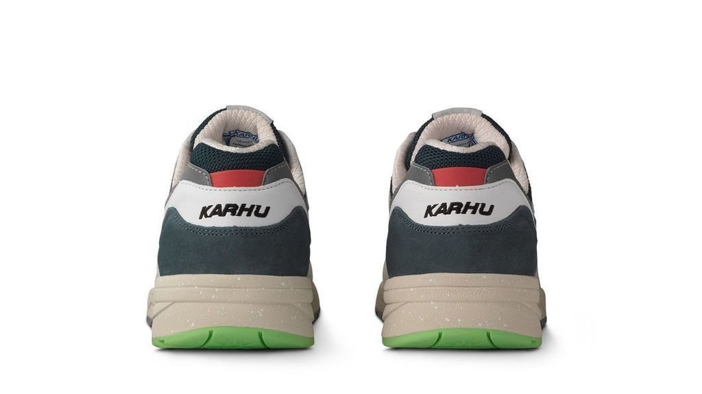 LEGACY 96 - LILY WHITE / ISLAND GREEN - Karhu Nederland