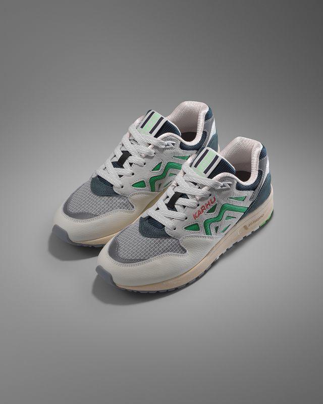 LEGACY 96 - LILY WHITE / ISLAND GREEN - Karhu Nederland