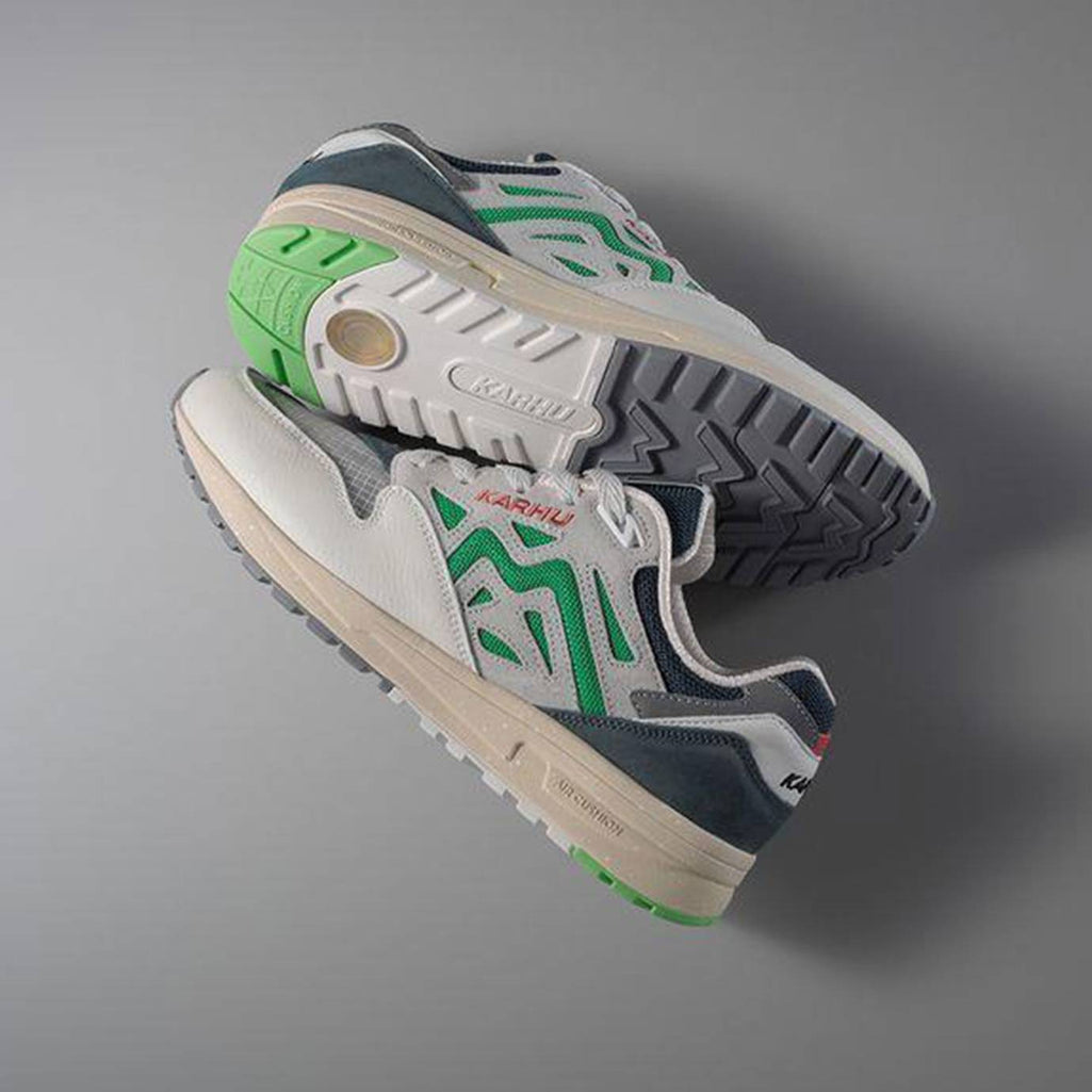 LEGACY 96 - LILY WHITE / ISLAND GREEN - Karhu Nederland