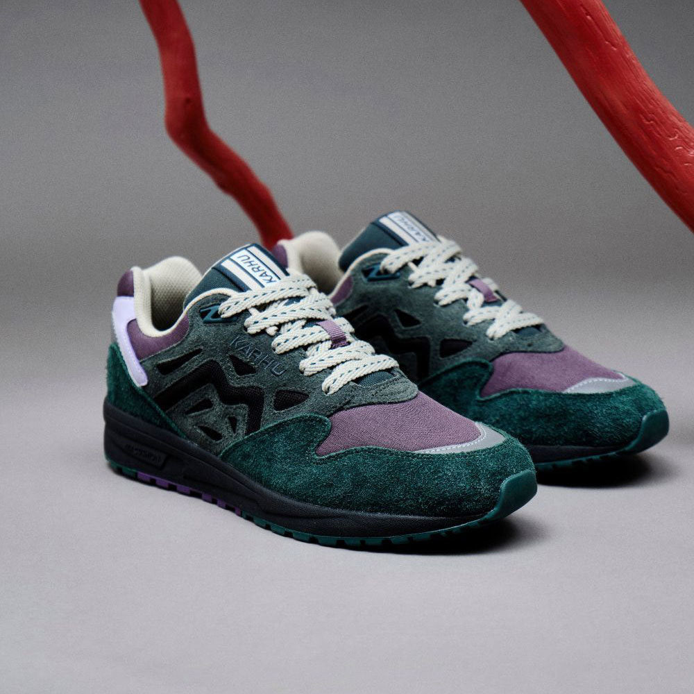 LEGACY 96  MYSTIC FOREST PACK - RAIN FOREST / PLUM PERFECT - Karhu Nederland