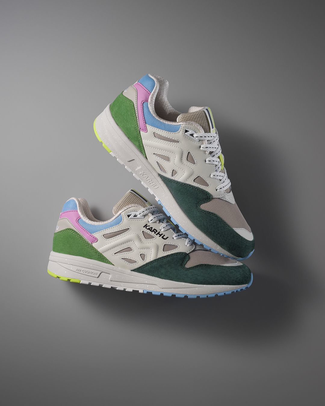 LEGACY 96 - PIQUANT GREEN / SILVER LINING - Karhu Nederland