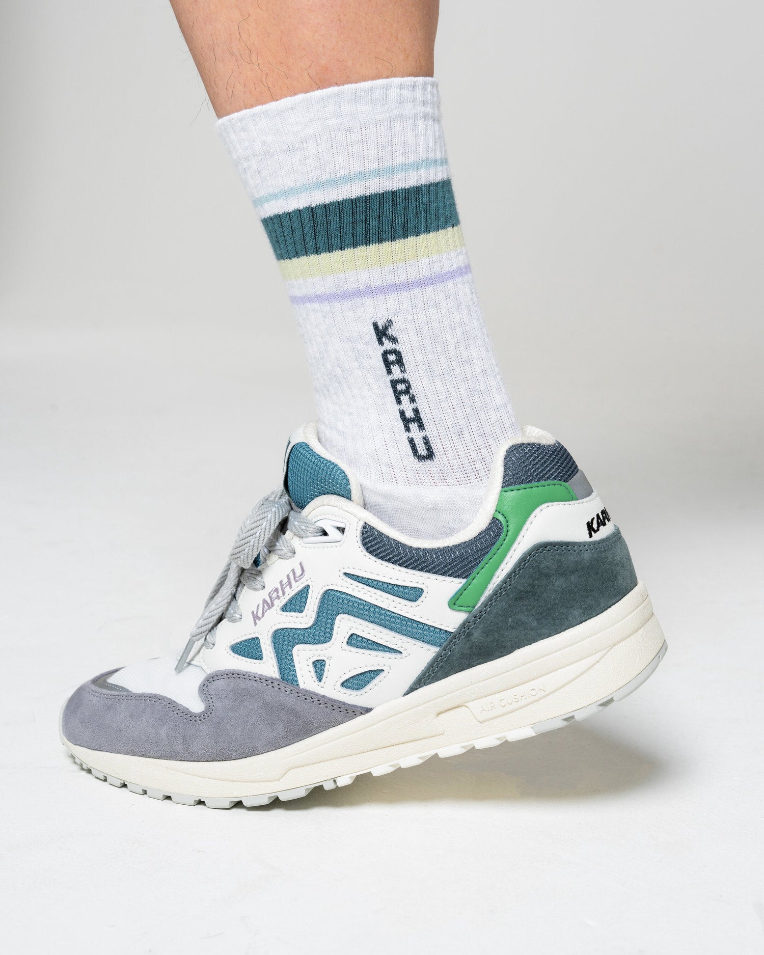 LEGACY 96 - SLEET/ BRITTANY BLUE - Karhu Nederland