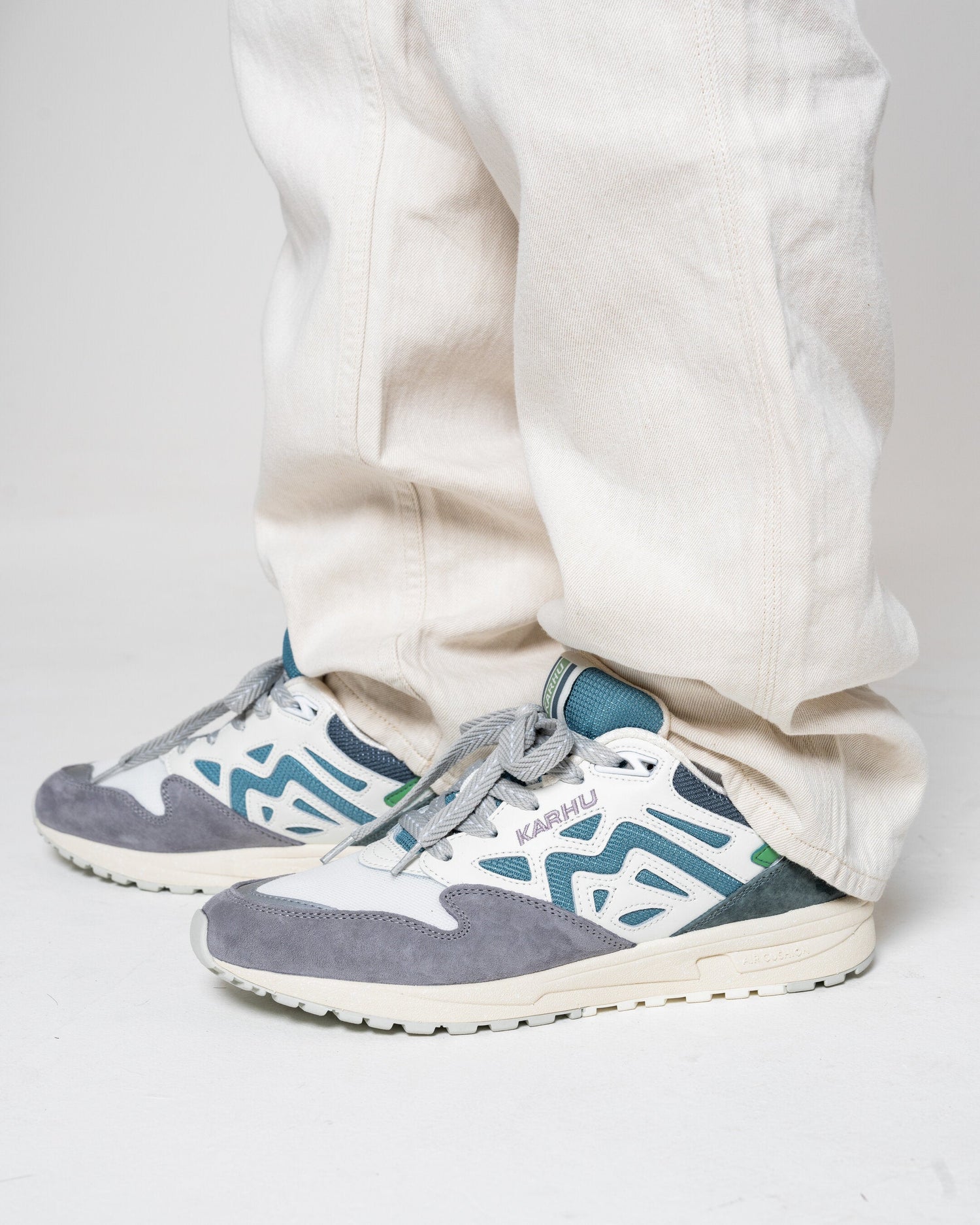 LEGACY 96 - SLEET/ BRITTANY BLUE - Karhu Nederland