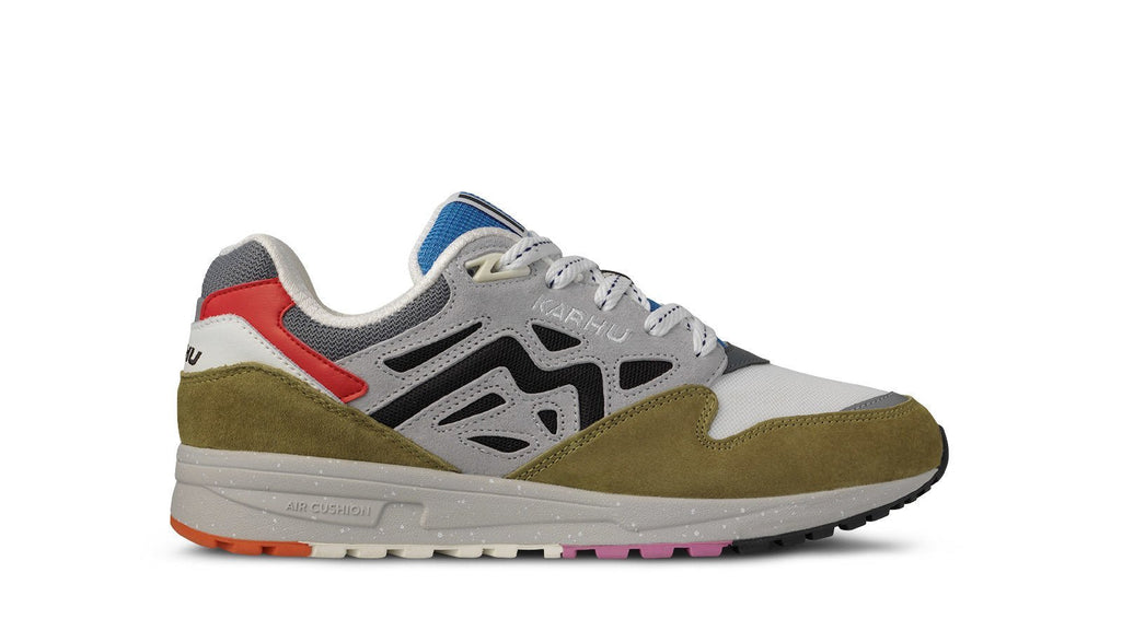 LEGACY 96 ''THE FOREST RULES'' PACK - GREEN MOSS / JET BLACK - Karhu Nederland