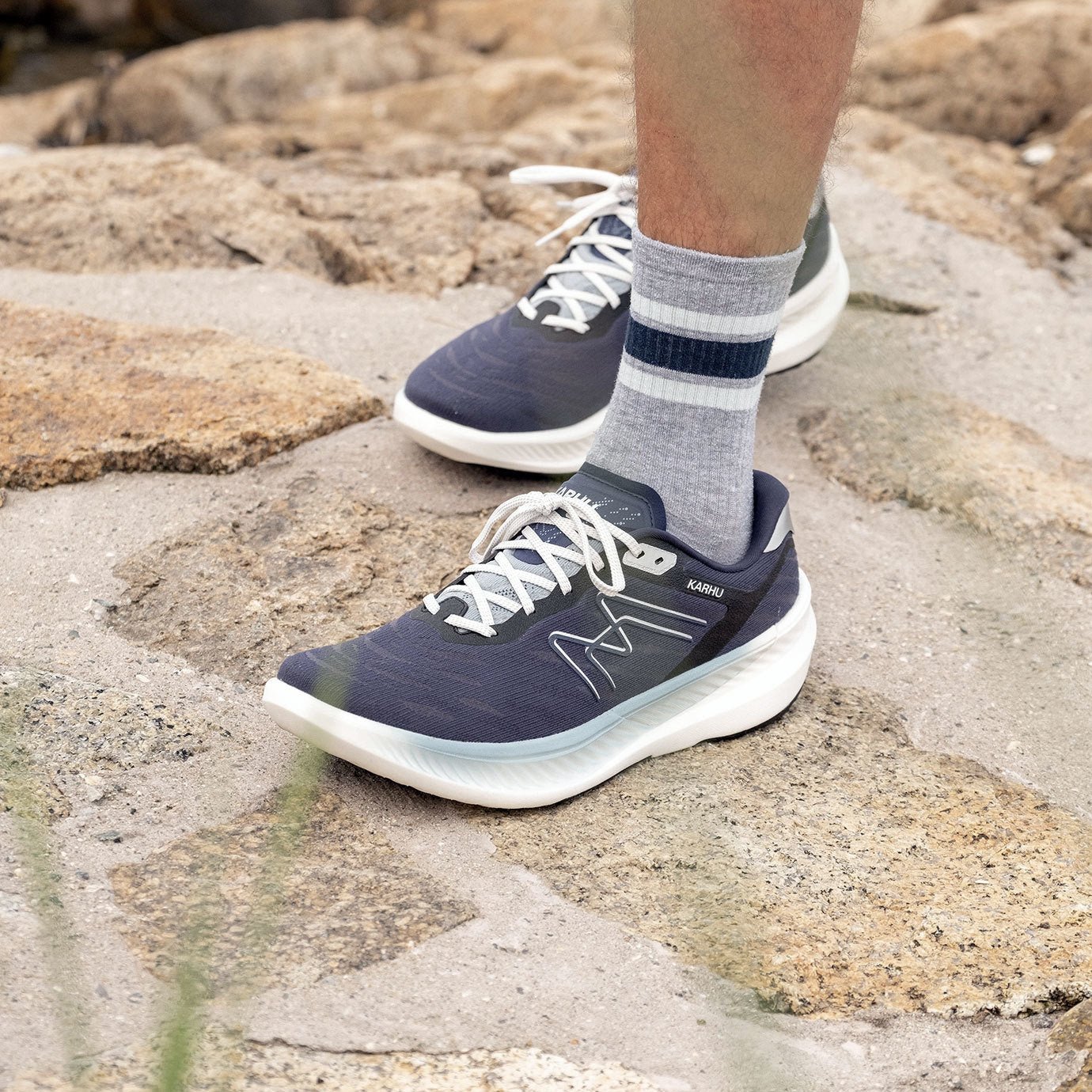 MEN'S FUSION 4.0 HIVO - MOOD INDIGO / STONE BLUE - Karhu Nederland