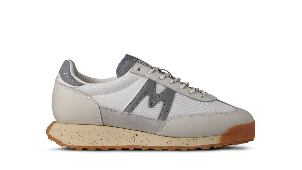 MESTARI CONTROL "FLOW STATE" PACK - LILY WHITE / SILVER - Karhu Nederland