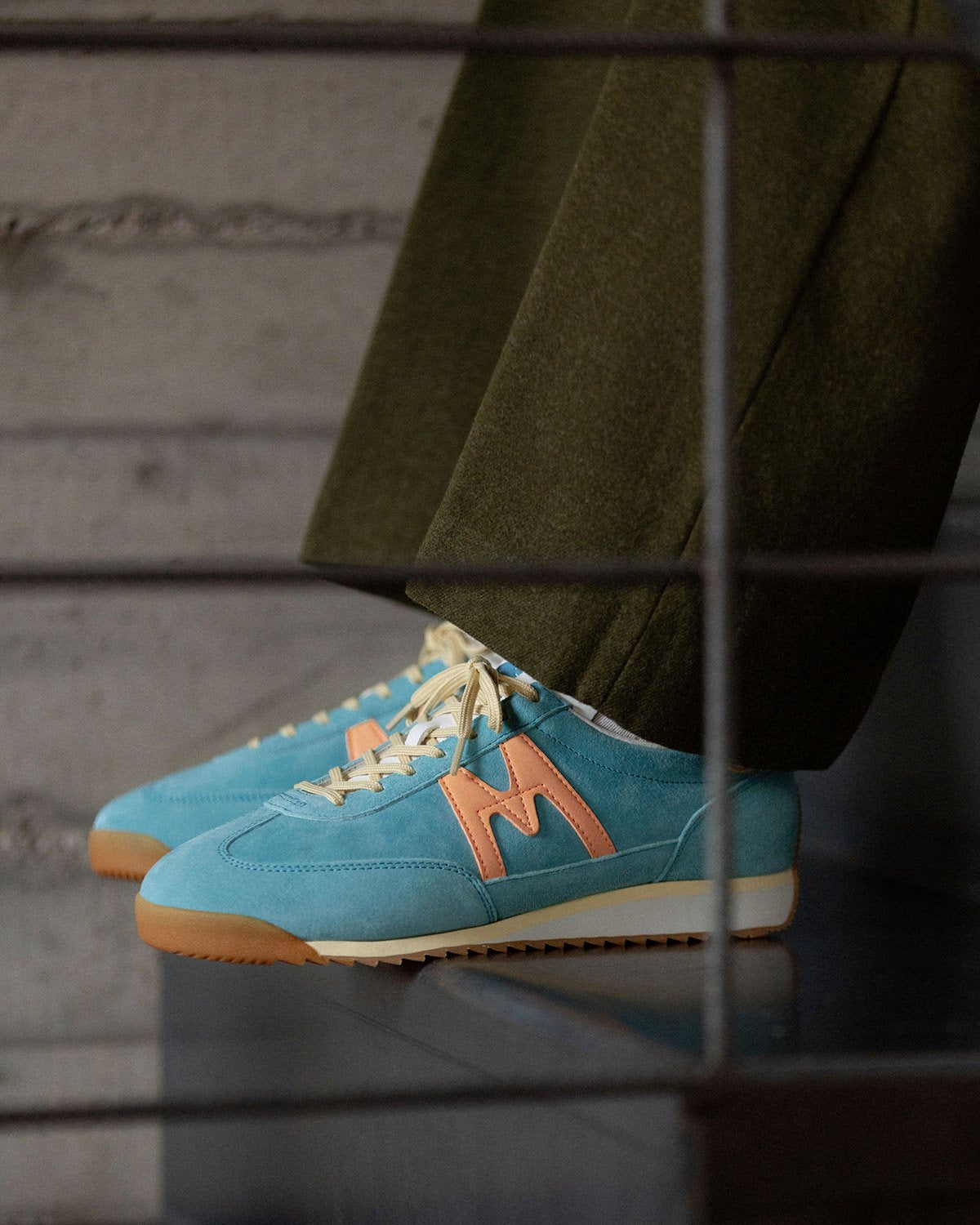 MESTARI - DELPHINIUM BLUE / PEACH FUZZ - Karhu Nederland