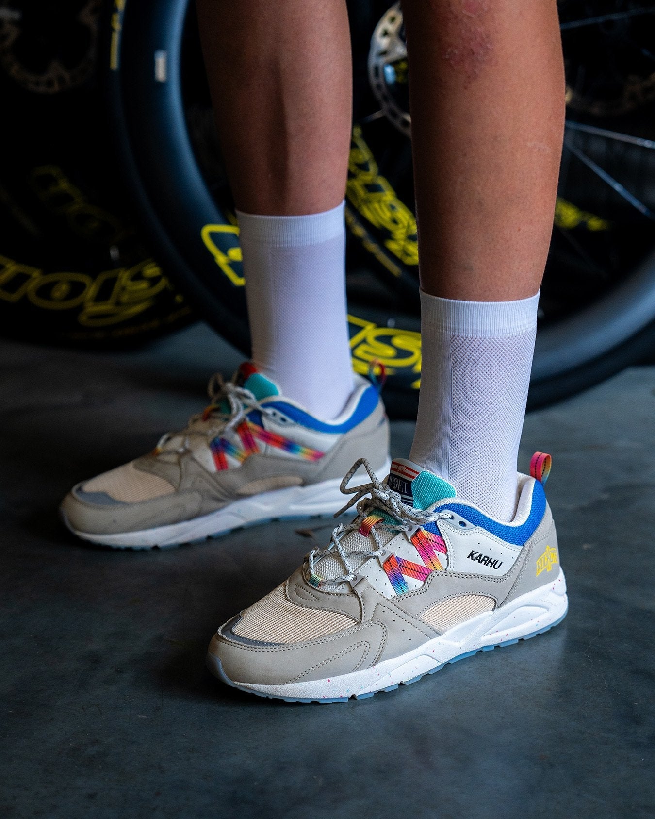 ROCKETS X WOEI X TDT FUSION 2.0 - SILVER LINING / BRILLIANT BLUE - Karhu Nederland