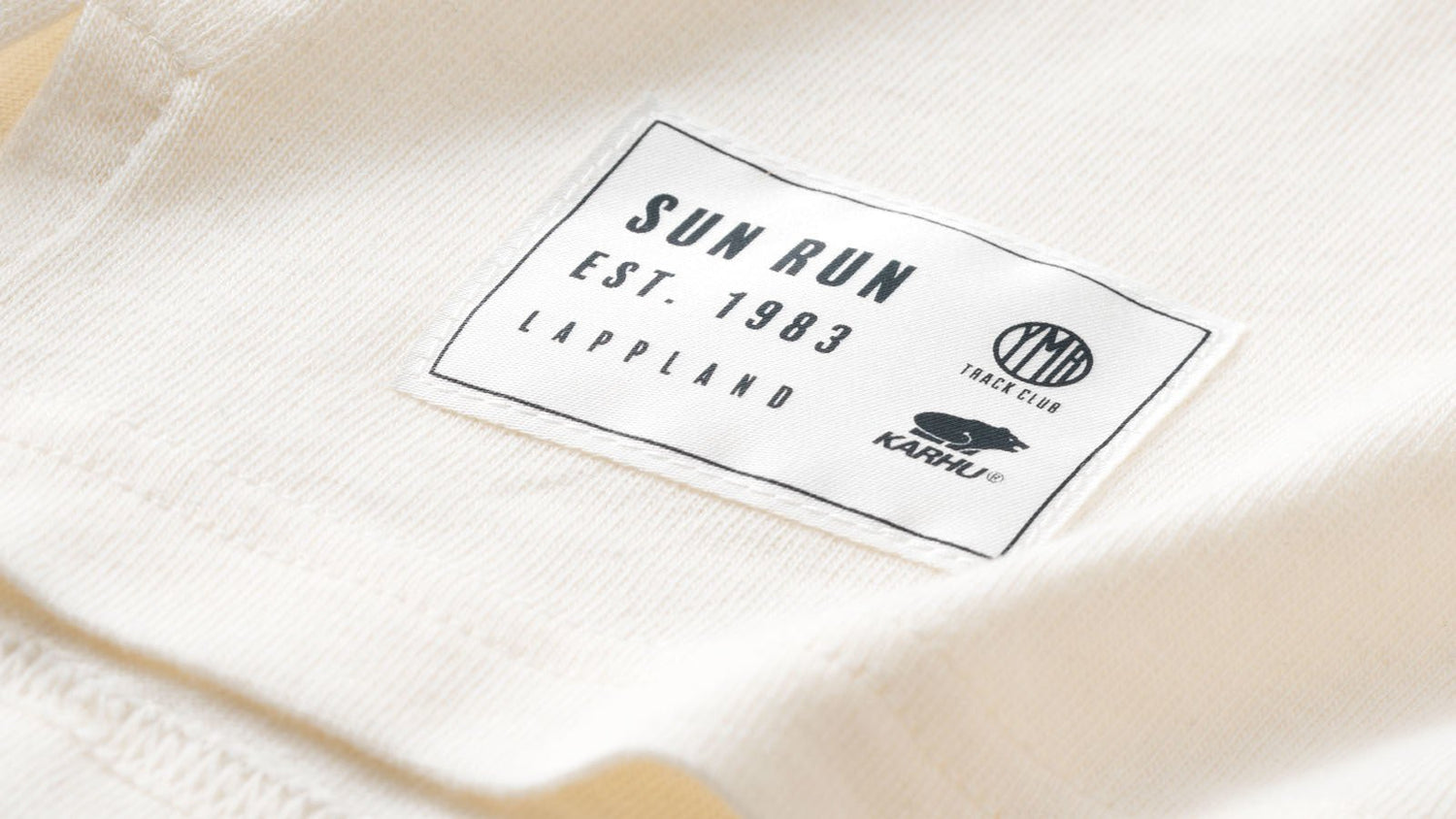 SUN RUN T–SHIRT DAMES - OFF WHITE - Karhu Nederland