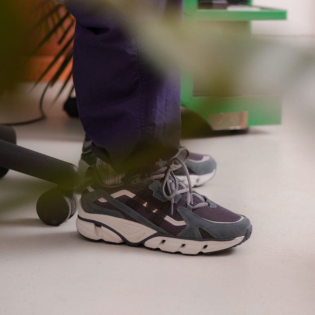 SUPER FULCRUM - INDIA INK / BLACK - Karhu Nederland