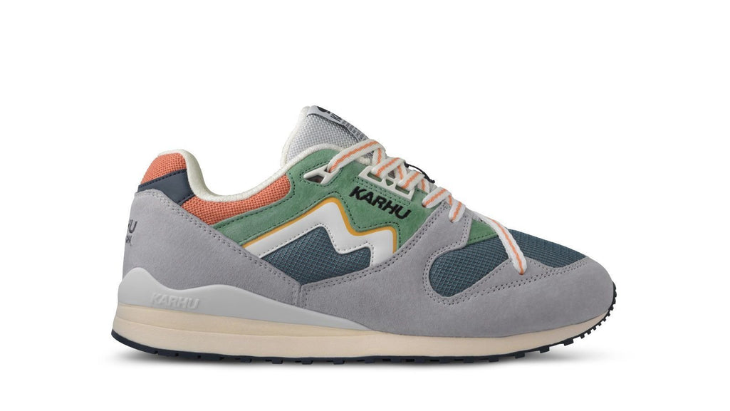 SYNCHRON CLASSIC - DAWN BLUE / LILY WHITE - Karhu Nederland