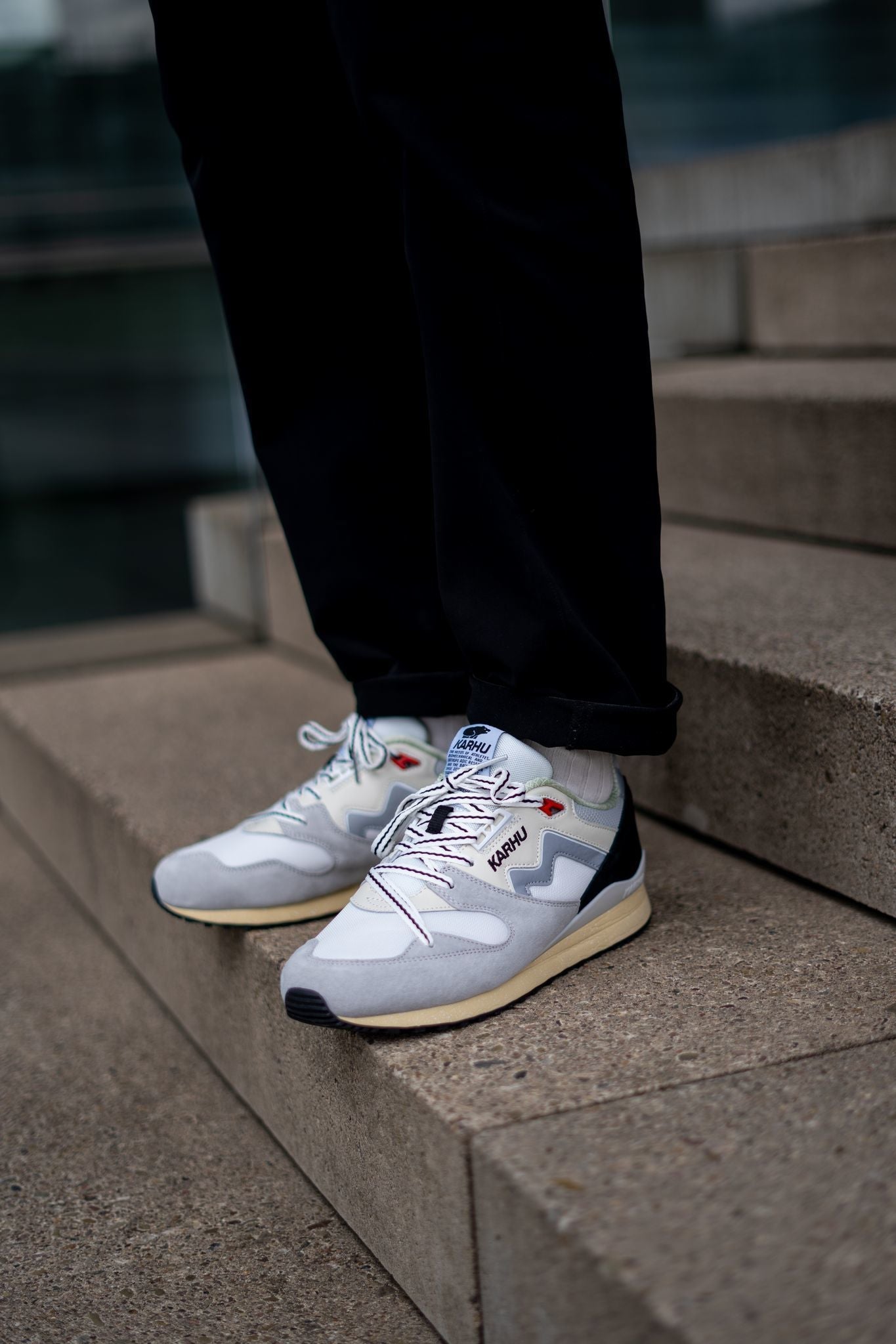 SYNCHRON CLASSIC - DAWN BLUE / LILY WHITE - Karhu Nederland