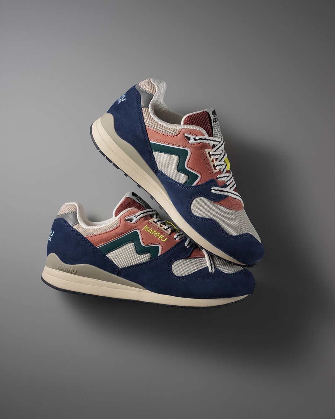 SYNCHRON CLASSIC - HIGH TIDE / JUNE BUG - Karhu Nederland