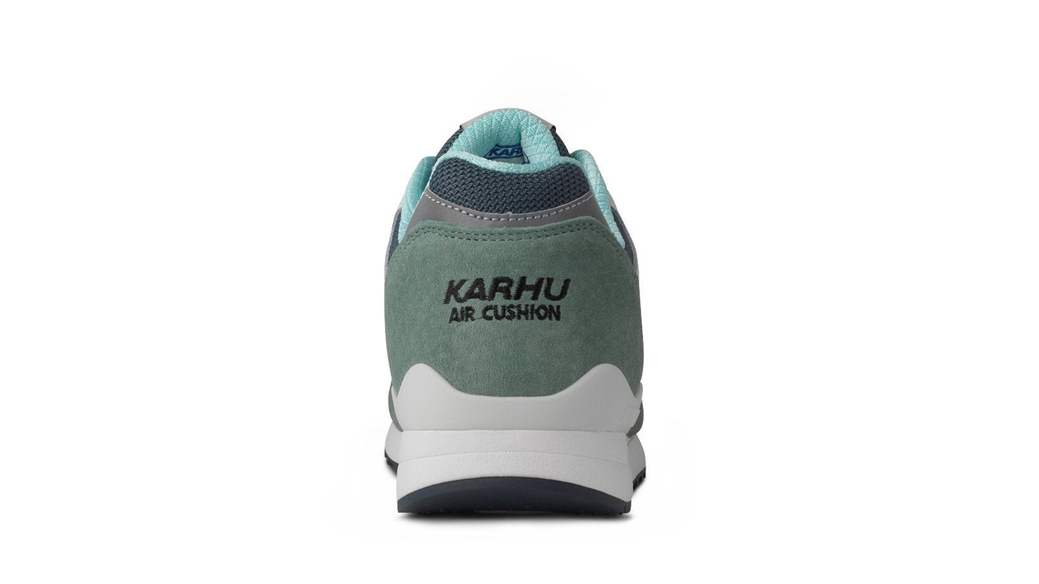 SYNCHRON CLASSIC - ICEBERG GREEN/ LILY WHITE - Karhu Nederland