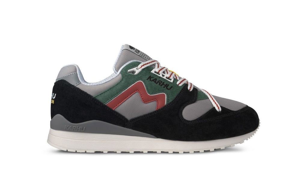 SYNCHRON CLASSIC - JET BLACK / HOT SAUCE - Karhu Nederland