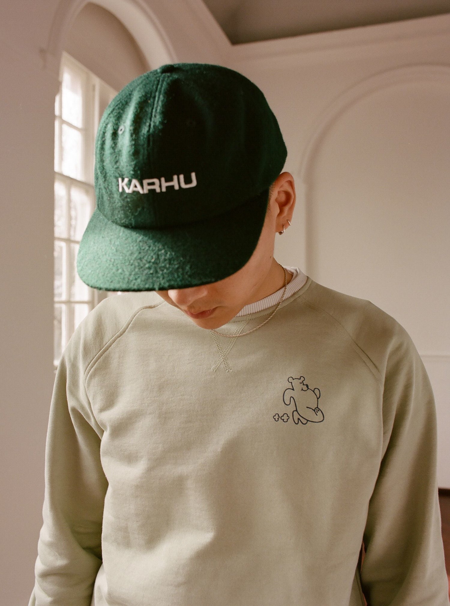 TRAMPAS BEAR SWEATSHIRT - Karhu Nederland