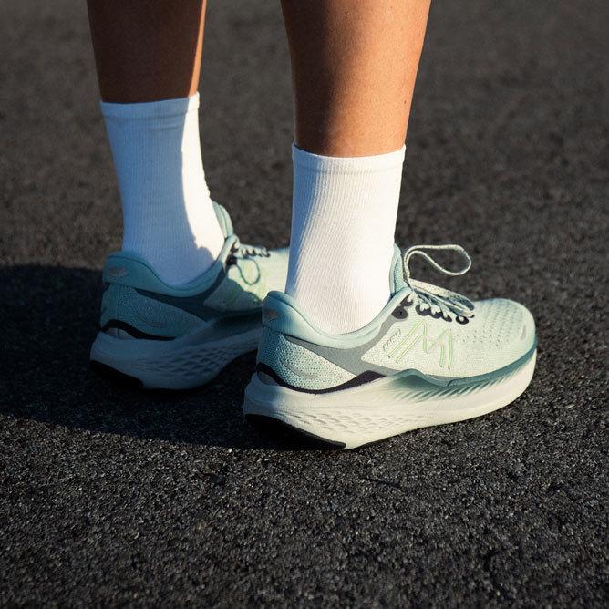 WOMEN'S MESTARI RUN 1.5 - BLUE HAZE / PATINA GREEN - Karhu Nederland