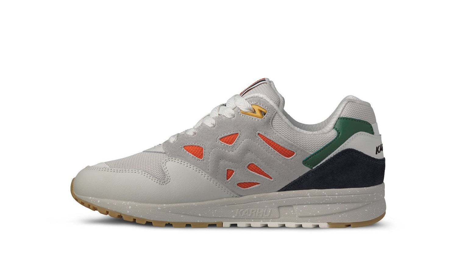 LEGACY 96 - FOGGY DEW / SCARLET IBIS - Karhu Nederland